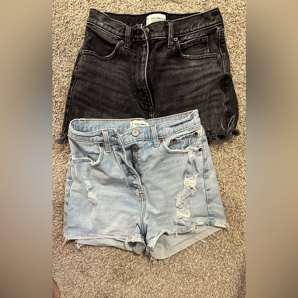 Abercrombie, high-rise mom short